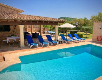 Can Justo is a very nice villa with heated pool in walking distance of Pollensa