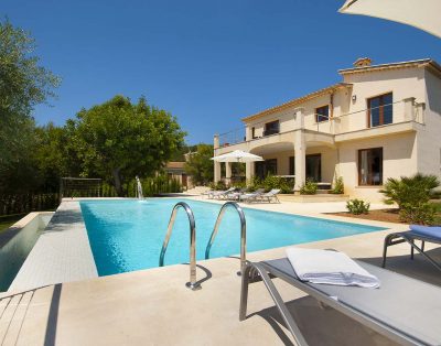 Bella Vista is a modern villa with heated pool by Pollensa