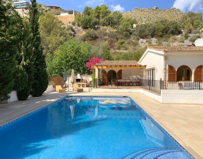 Can Marina is a beautiful villa with heated pool close to Pollensa