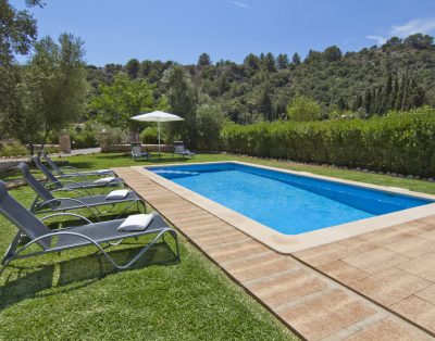Can Bandris is a nice villa in walking distance of Pollensa